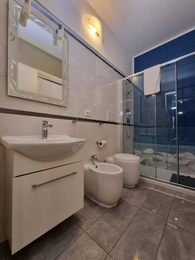 Apartments Amica Taranto Exterior foto