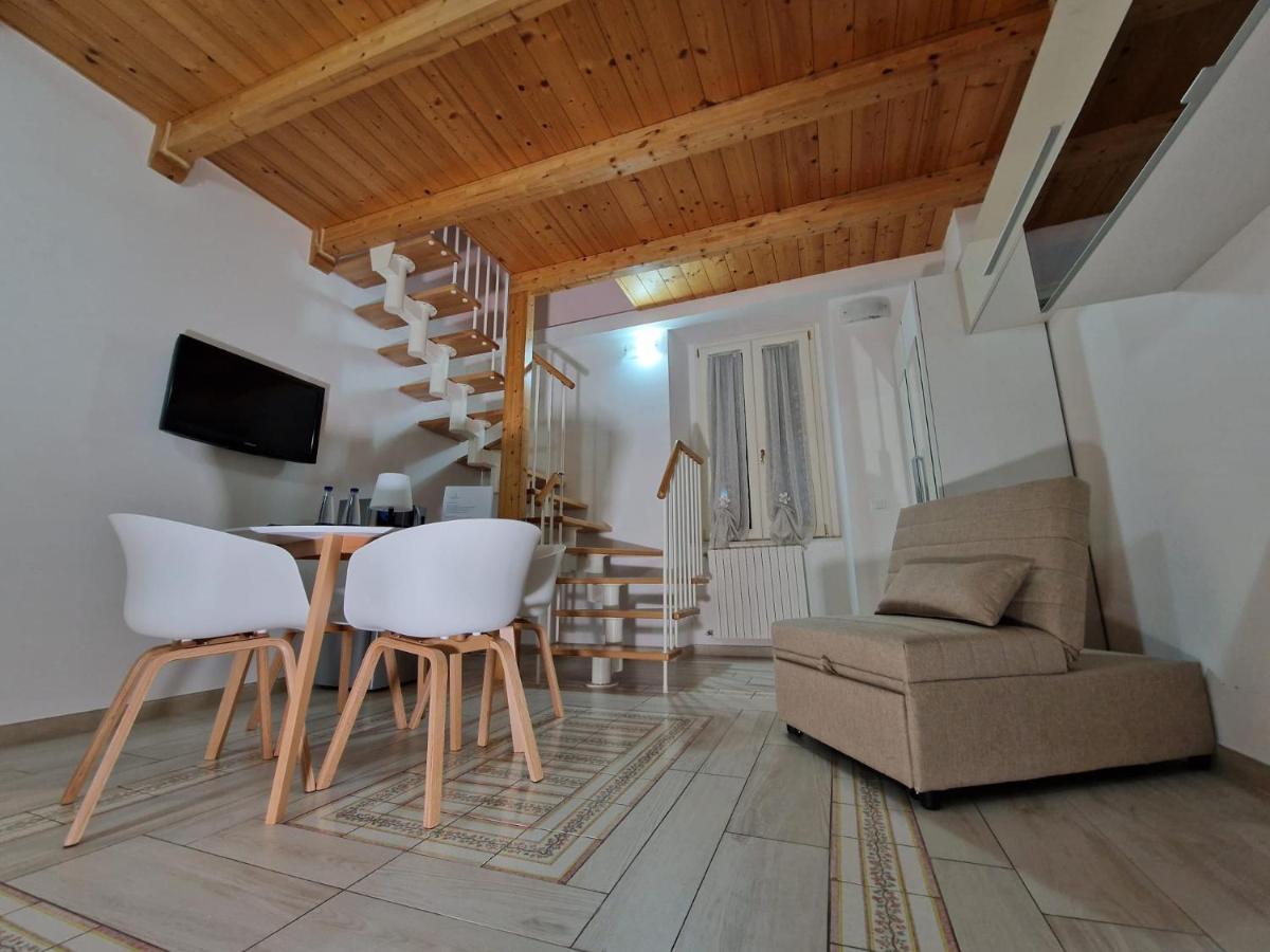 Apartments Amica Taranto Exterior foto